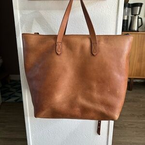 Madewell Zip-Top Transport Carryall in English Saddle